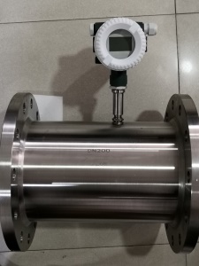 液体涡轮流量计LWGY-15C/25C/40C/50C/80C/100C 信号输出流量计