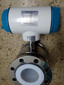 全不锈钢304壳体电磁流量计,四氟衬里,316L电极,智能型电磁流量计